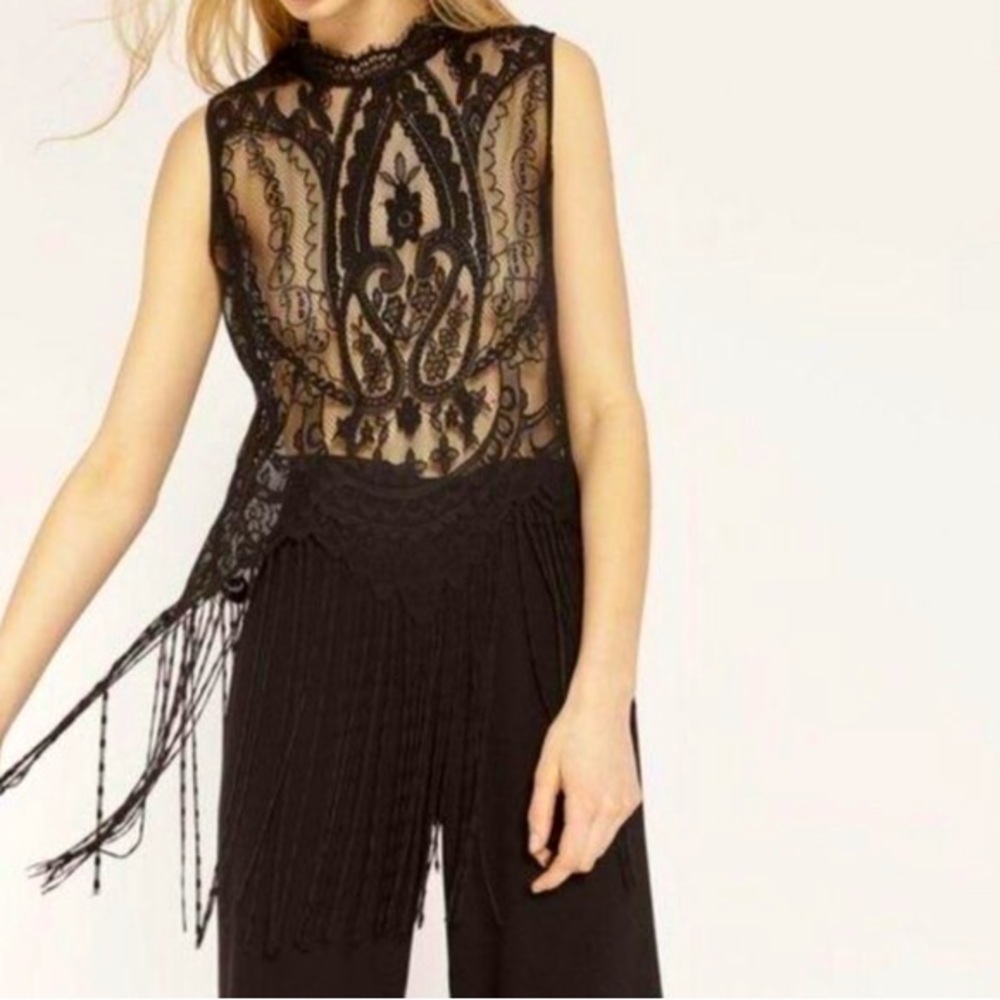 ZARA black lace fringe top 🖤